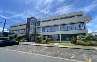 Ground floor suite in Onehunga