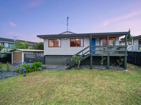 1/28 Gosford Drive, Botany Downs