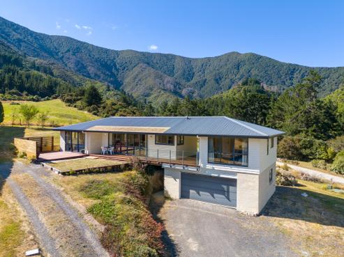 127 Boons Valley Road, Waikawa