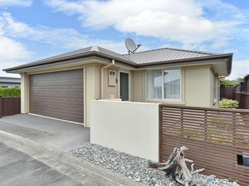 56 Tahuna Street, Pegasus