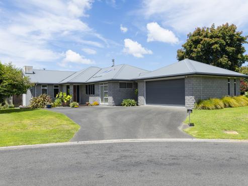13 Parkview Place, Riverdale
