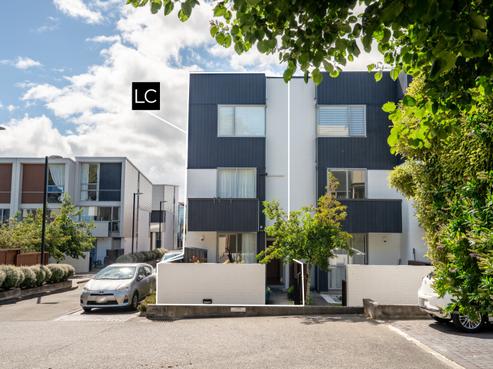 38/120 Rintoul Street, Newtown