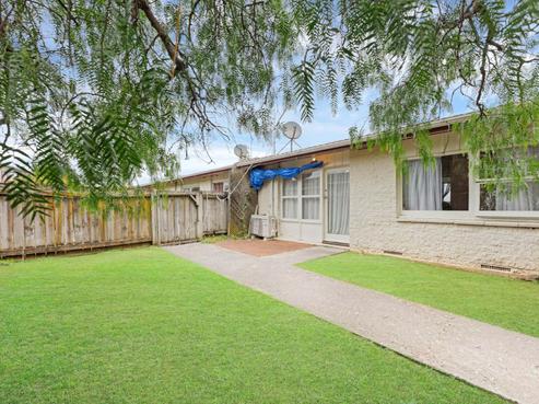 1/6 Almond Place, Mount Wellington