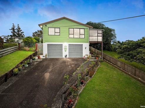 8 Kauri Road, Stanmore Bay