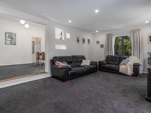 56 Tennis Court Road, Raumati South