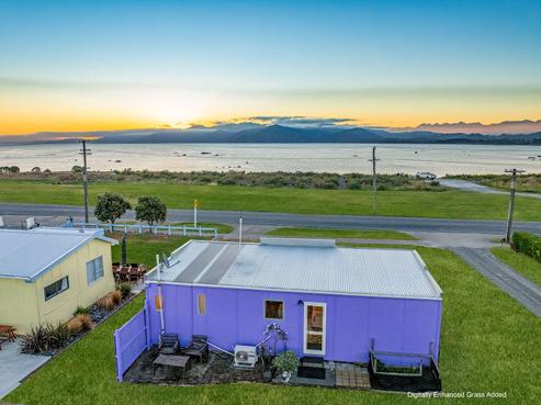 97 South Bay Parade, Kaikoura