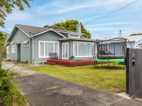 37 Harris Street, Marton