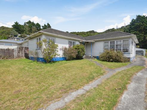 12 Davis Grove, Wainuiomata