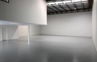 Savills | Immaculate High Profile Warehouse  – 470sqm