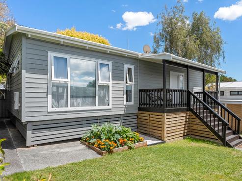 12A Fifth Avenue, Mount Albert