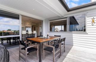 36 Pine Harbour Parade, Beachlands
