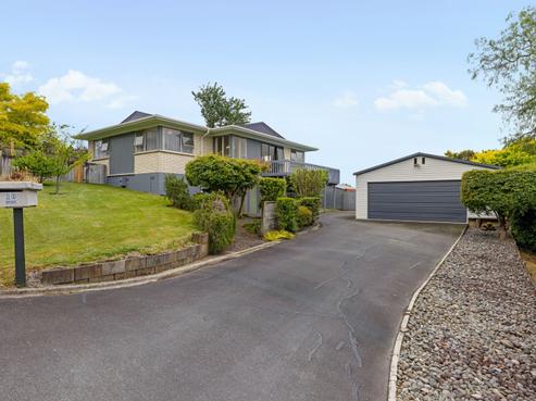 10 Hazelwood Avenue, Dinsdale