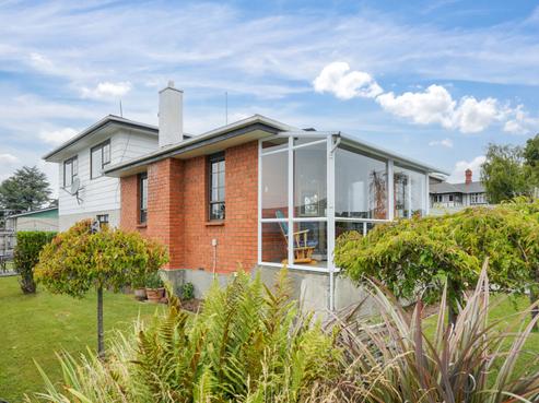 202 Elles Road, Strathern