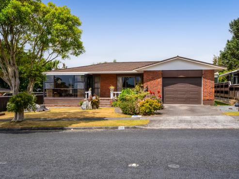 14 Poplar Grove, Whalers Gate