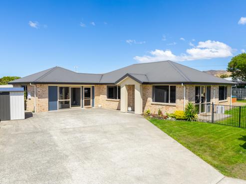 37 Burleigh Road, Redwoodtown