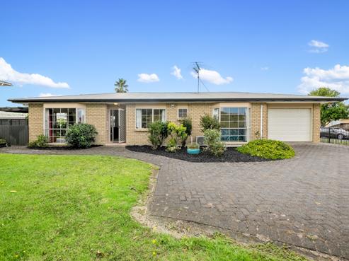 2 Hocken Place, Mangere Bridge