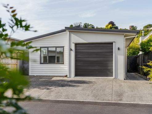 5 Jude Way, Brookfield