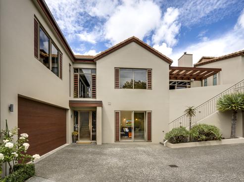 17 Shortland Place, Havelock North