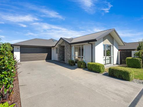 8 The Runway, Wigram