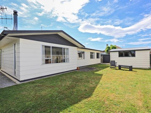 721A Ngaio Street, Mahora