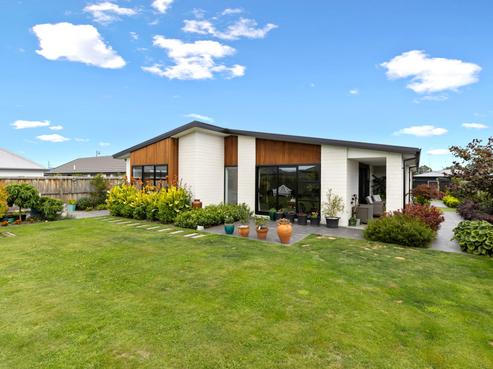 4 Ladybridge Drive, Rolleston