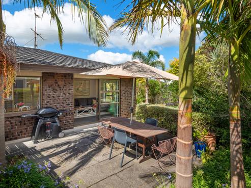 2/23 Thorburn Avenue, Red Beach