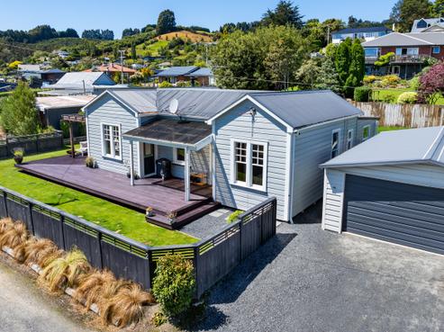 2 Haggart Street, Mosgiel