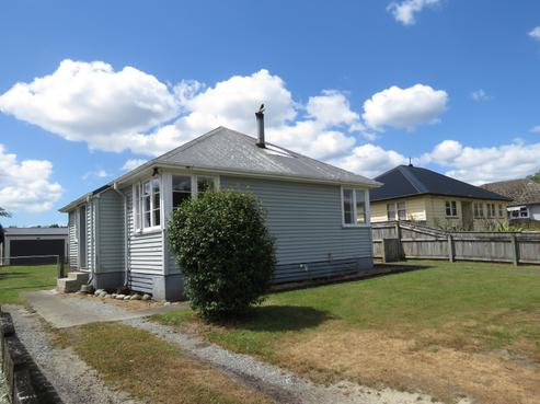 16 Conlon Street, Reefton