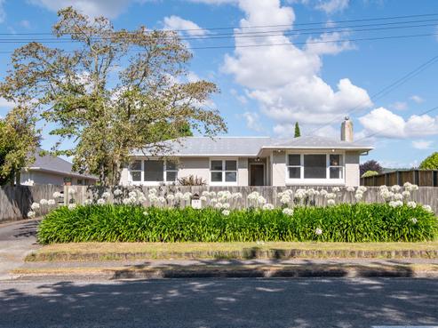 56 Otonga Road, Springfield