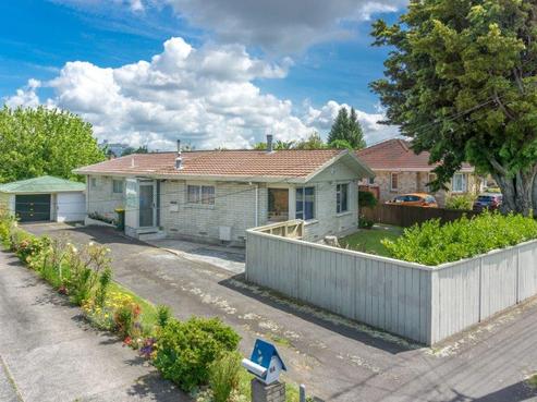 62 Pine Avenue, Melville