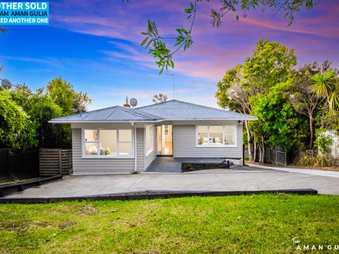 42 Upper Harbour Drive, Greenhithe