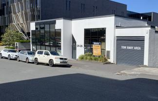 Refurbished 859m2 Office, Storage & Loading Dock