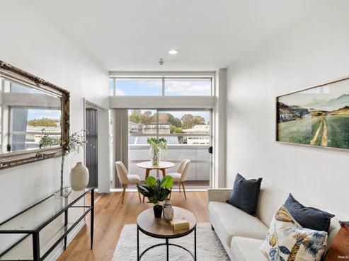 39/8 Clayton Street, Newmarket