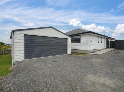 90 Mavora Crescent, Heidelberg