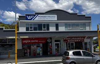 Tidy office in Pakuranga