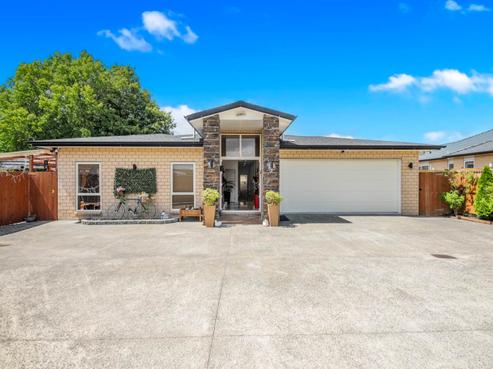 18 Kilmacrennan Drive, Rosehill