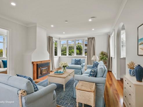 201 Mount Sea Road, Thames