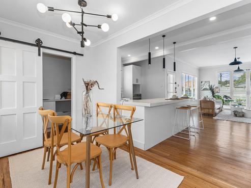 15 Cairnfield Road, Kensington
