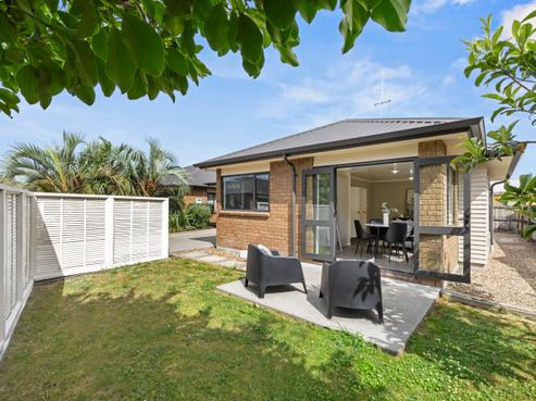 124A Clarkin Road, Fairfield