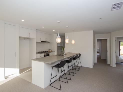 33 Farnworth Terrace, Churton Park