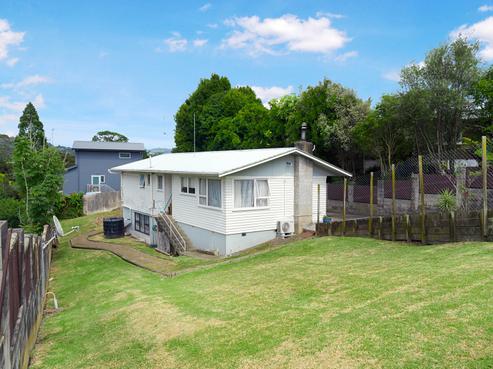 107 Captain Scott Road, Glen Eden