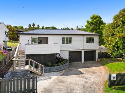 21 Albert Hall Drive, Red Beach