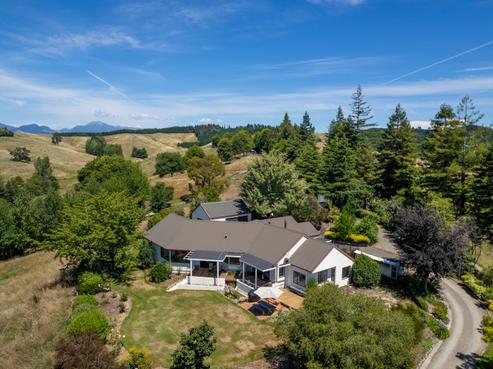 180 Malling Road, Redwood Valley