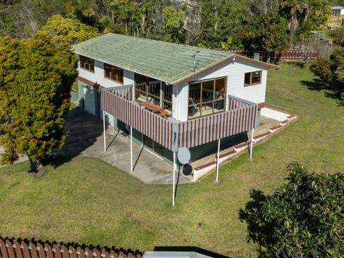 13 Rautawhiri Road, Helensville
