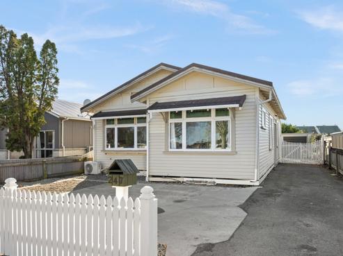 247 Georges Drive, Napier South