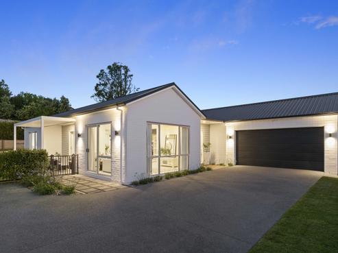 37 Motukaraka Drive, Beachlands