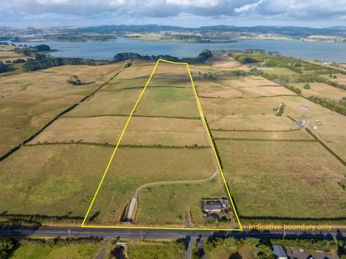 265 Glenbrook Beach Road, Glenbrook