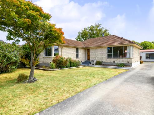 27 Denniston Crescent, Redwood
