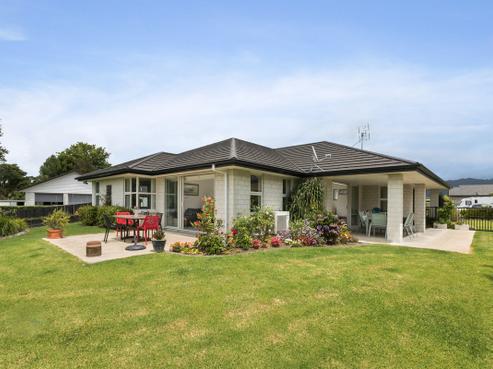 42 Maniaroa Drive, Katikati