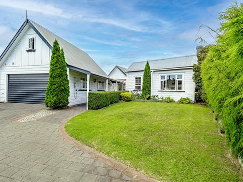 38 Waiwaka Terrace, Strandon